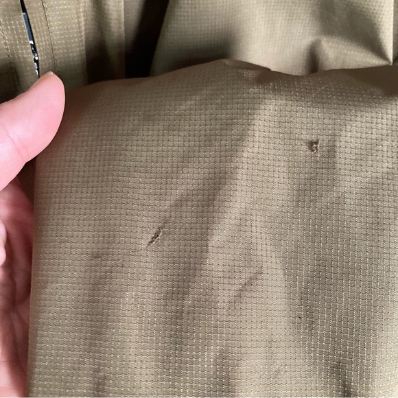 Asics Men's Lightweight performance jacket semi-fitted extra large brown - Picture 16 of 16